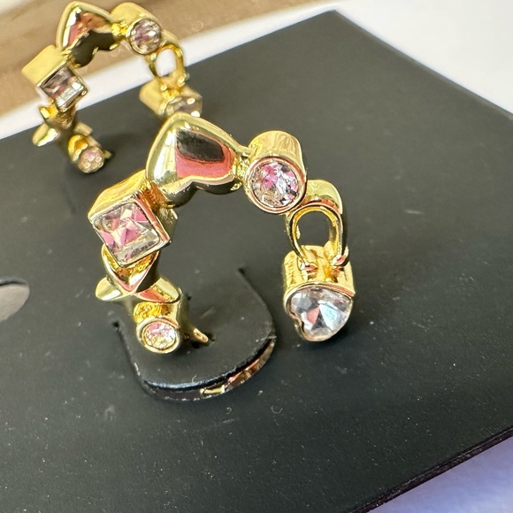 Coach Star, Heart & Mixed Crystal Huggie
Hoop Earrings in Goldtone CY137 - Picture 6 of 9